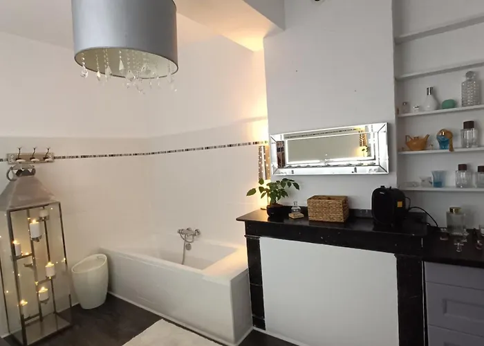 Sejour Teletravail Inclus, Pres De Carcassonne Bed & Breakfast 3*